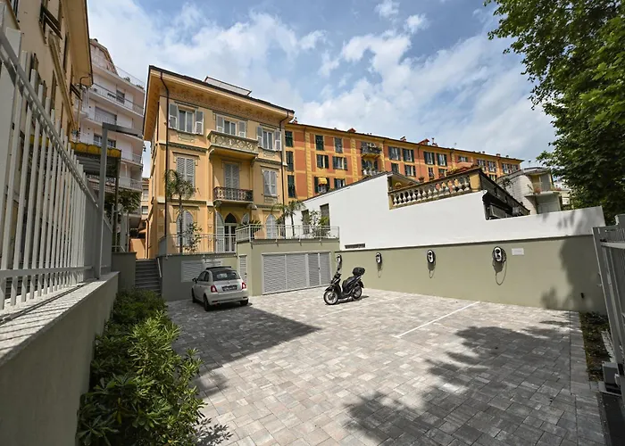 Amely בית הארחה סנרמו