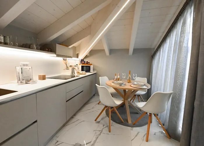 Amely בית הארחה