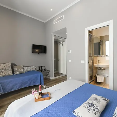 Amely Affittacamere 4*